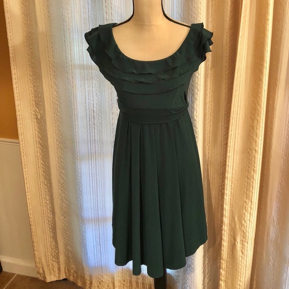 Peridot Dresses & Skirts - ❤️💚 PERFECT PARTY DRESS By Peridot Size M